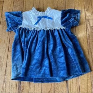 VINTAGE NEW YORK KIDS BLUE VELOUR EYELET LACE DRESS SIZE 18 MONTHS
